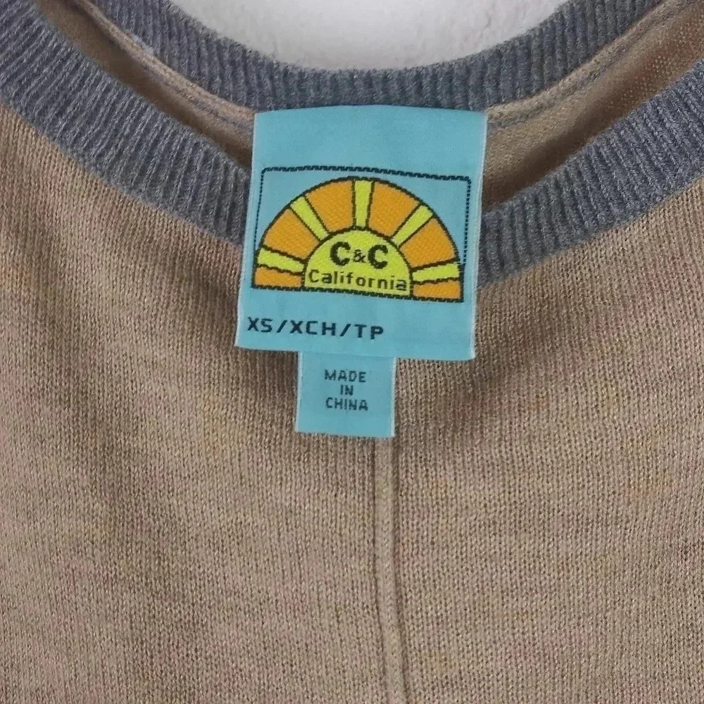 C&C California🌺Cashmere Blend Color Block Sweater - Picture 3 of 6